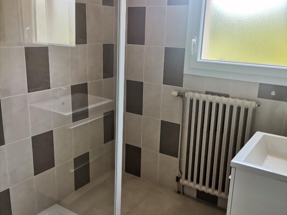 Ac3- vente maison 
montfort sur meu
 1751673089