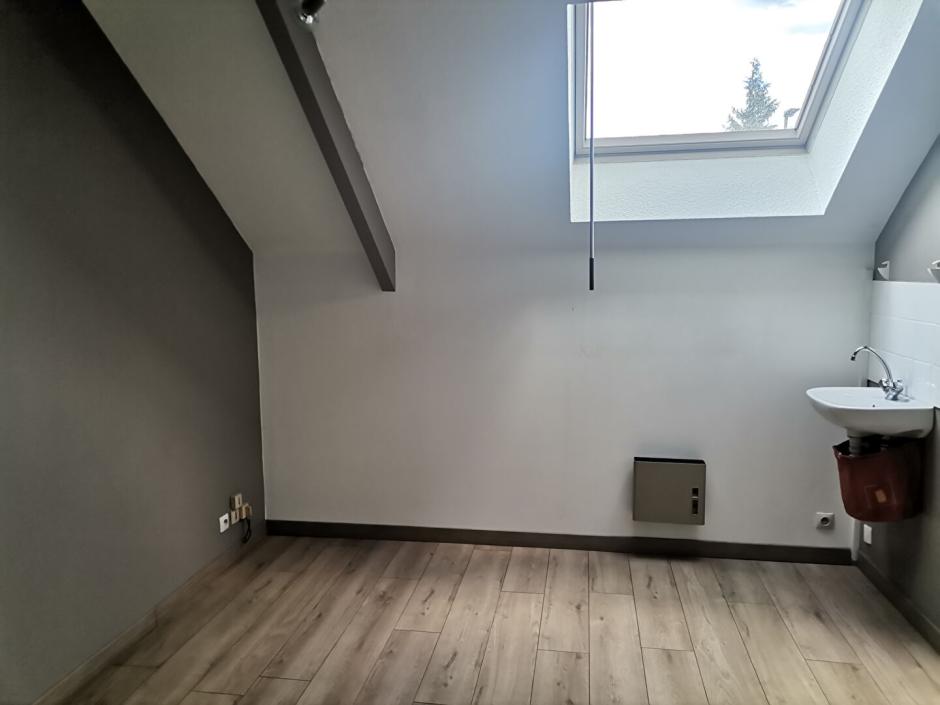 Ac3- vente maison 
montfort sur meu
 1751673208