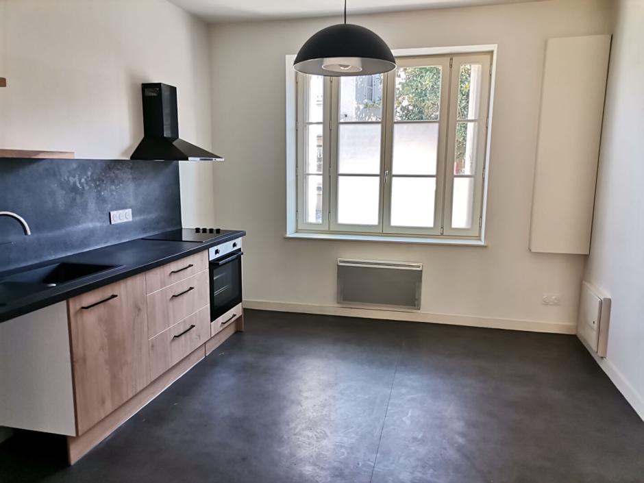 Ac3- vente maison 
montfort sur meu
 1781308606
