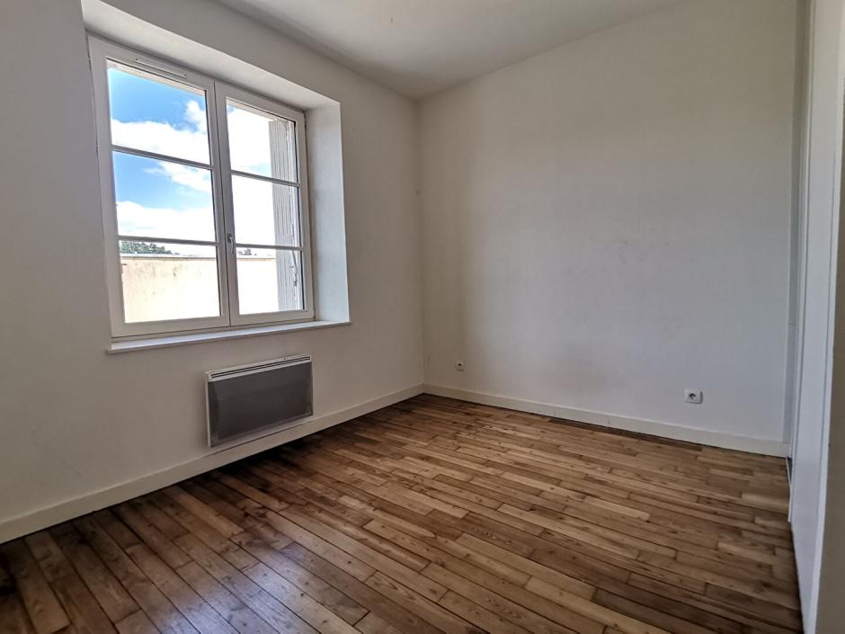 Ac3- vente maison 
montfort sur meu
 1781308606