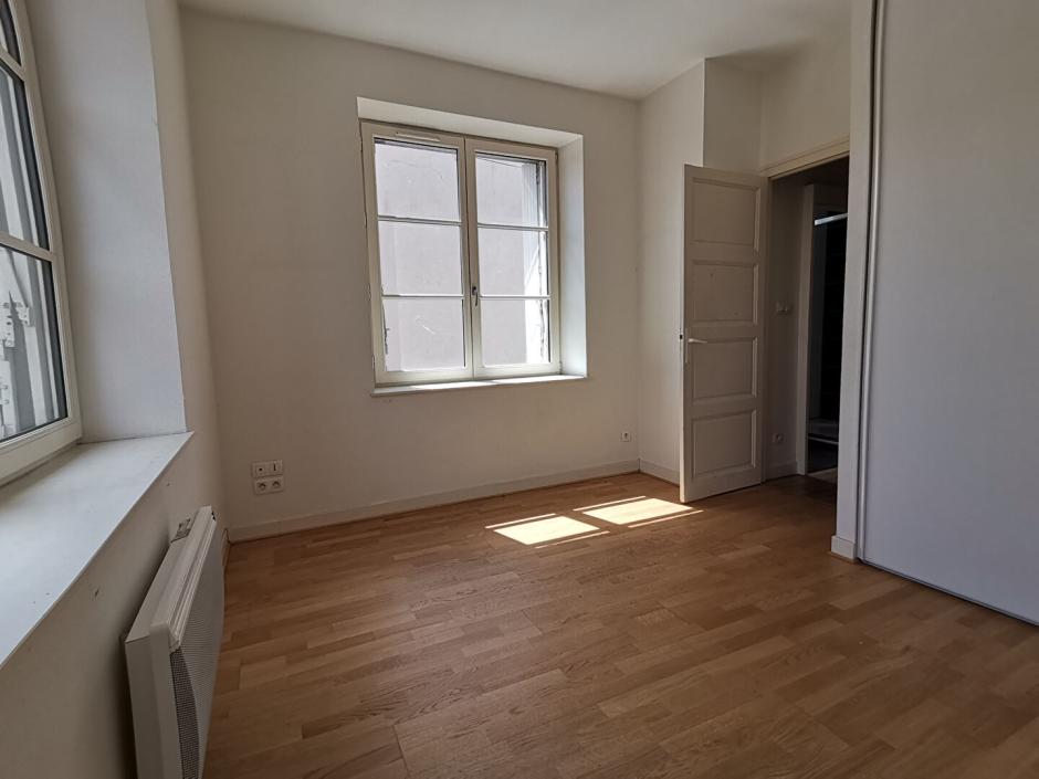 Ac3- vente maison 
montfort sur meu
 1781308606