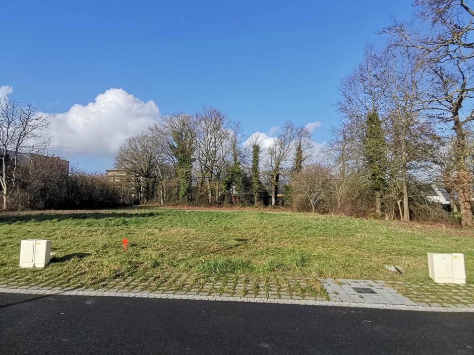 Ac3- vente terrain 
la chapelle thouarault
 1788564654