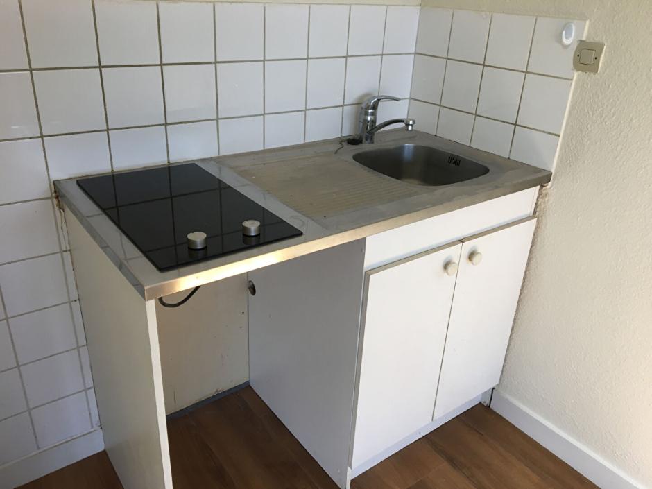 Ac3- location appartement 
montfort sur meu
 1749859541