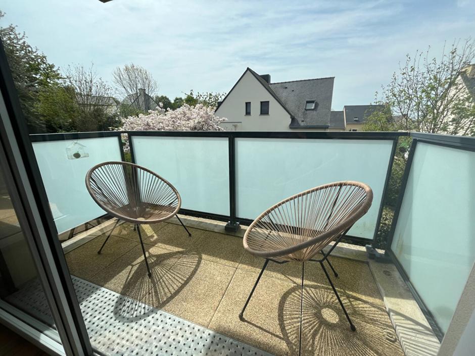 Ac3- location appartement 
montfort sur meu
 1776382565