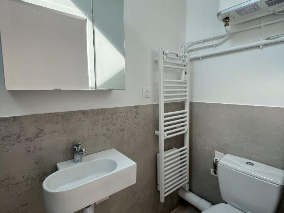 Ac3- location appartement 
talensac
 1749859543