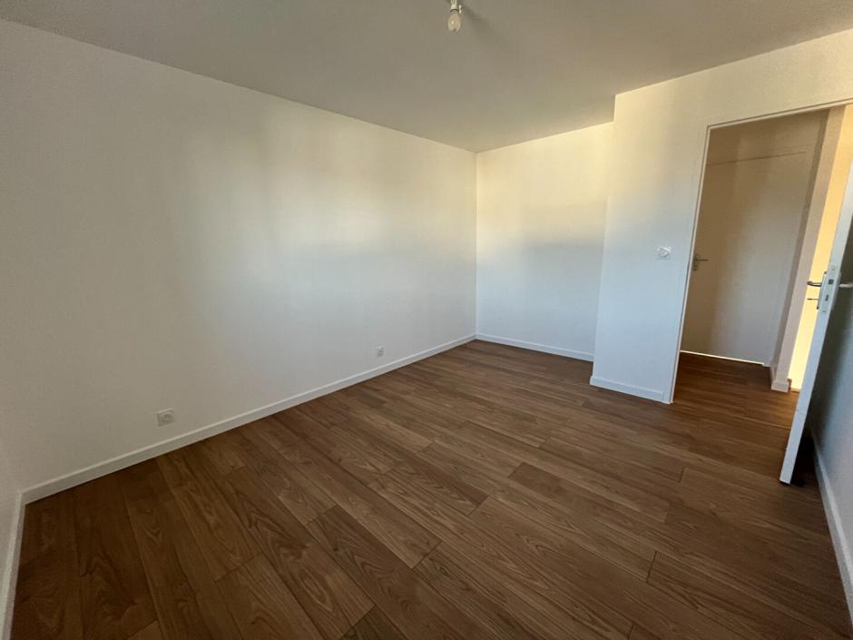 Ac3- location maison 
iffendic
 1787095925