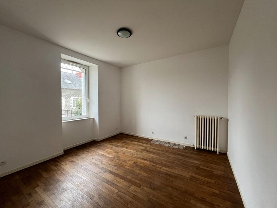 Ac3- location maison 
irodouer
 1761350327
