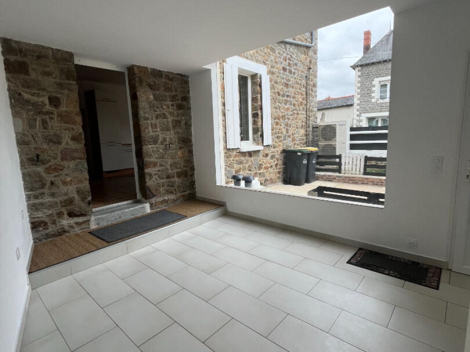 Ac3- location maison 
irodouer
 1764982444