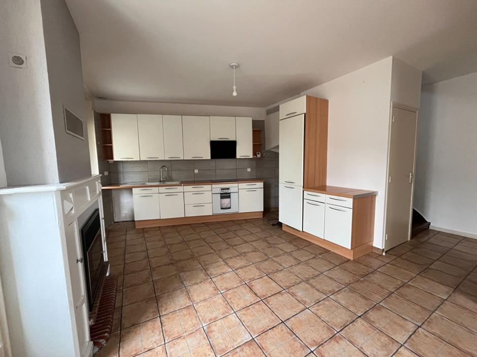 Ac3- location maison 
irodouer
 1766537803