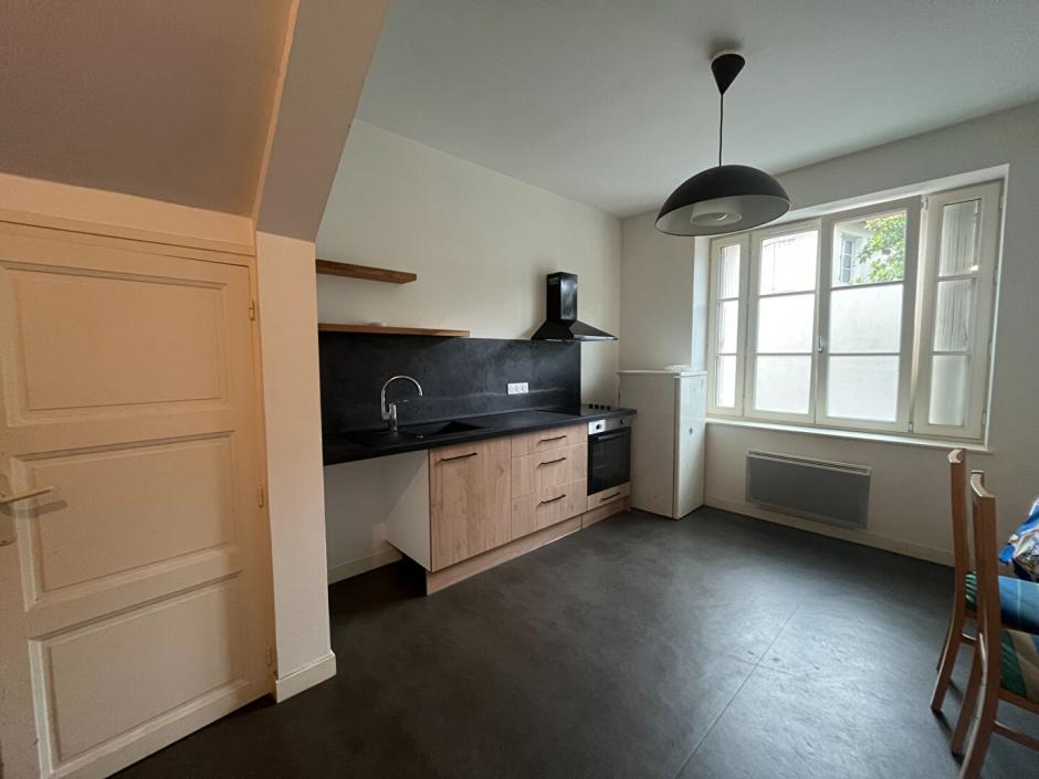 Ac3- location maison 
montfort sur meu
 1757722412