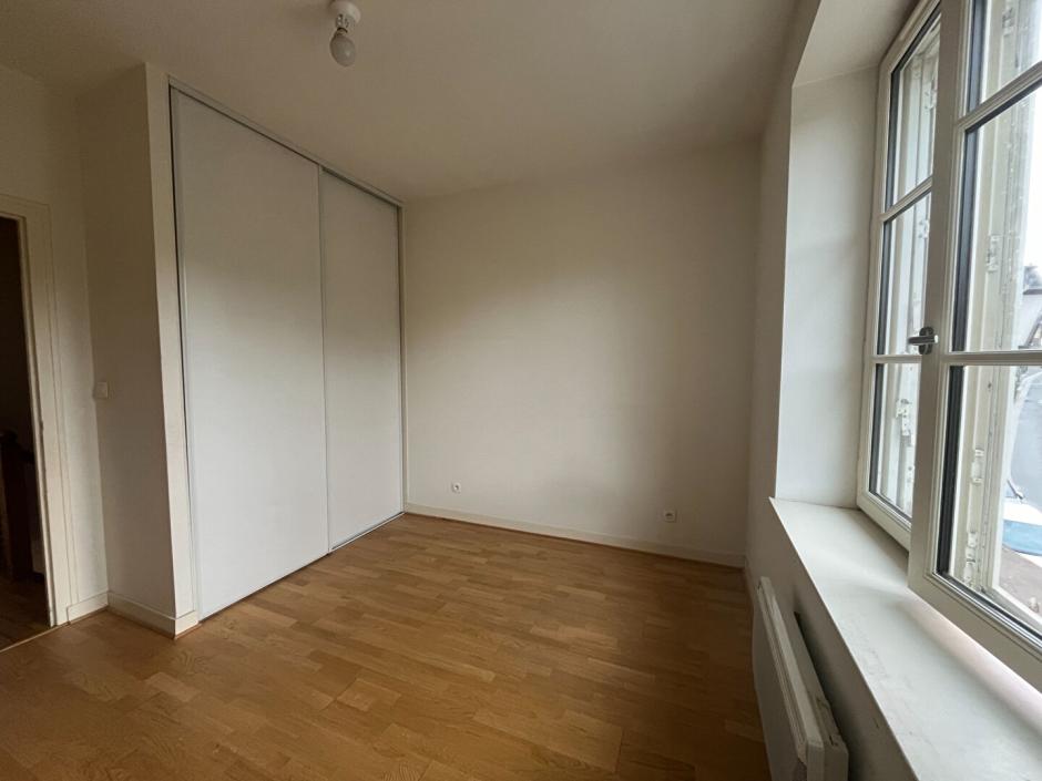 Ac3- location maison 
montfort sur meu
 1757722412