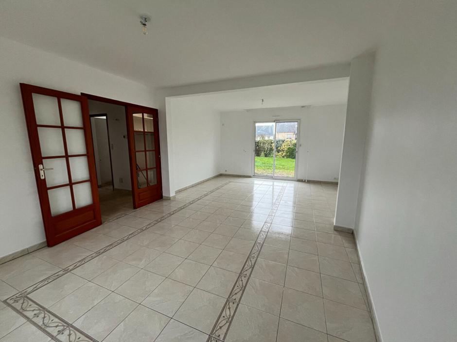 Ac3- location maison 
montfort sur meu
 1759535568