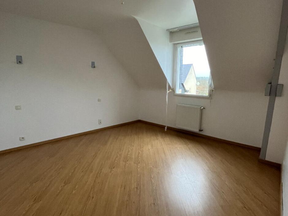 Ac3- location maison 
montfort sur meu
 1763513624