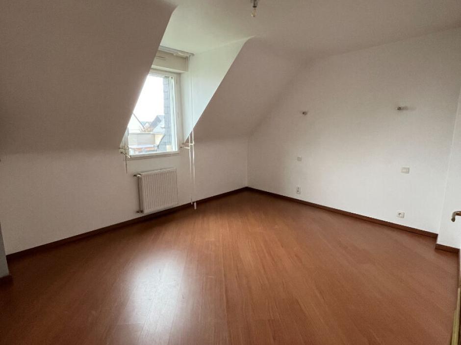 Ac3- location maison 
montfort sur meu
 1763513624