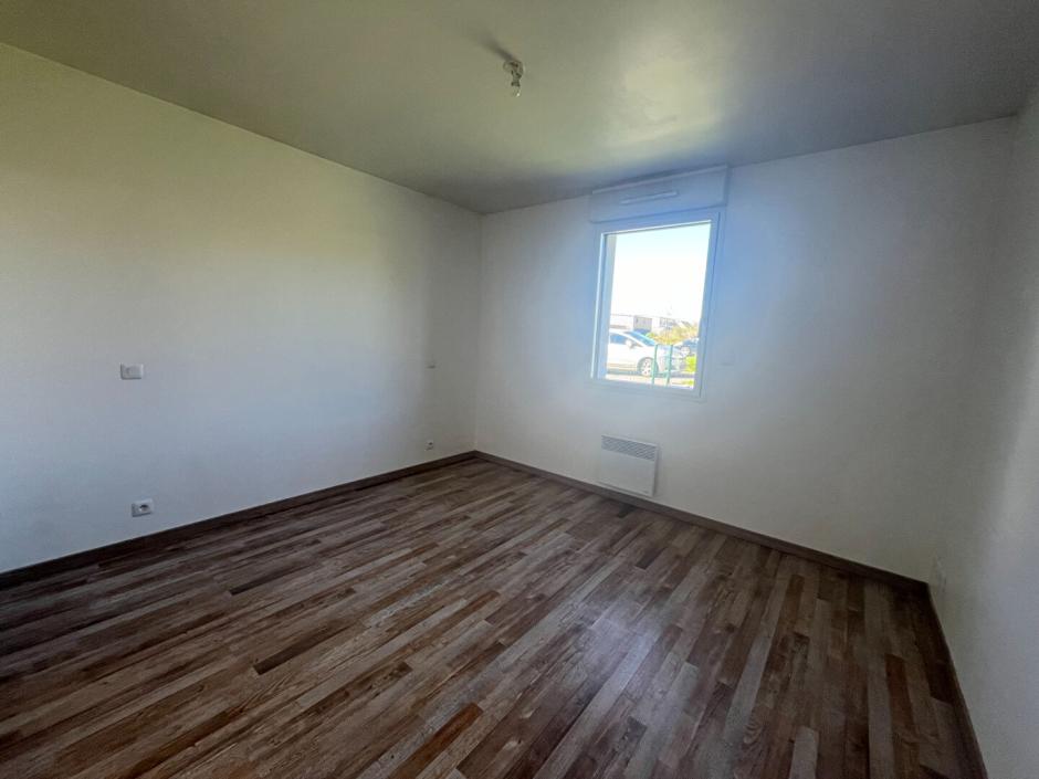 Ac3- location maison 
montfort sur meu
 1774400162