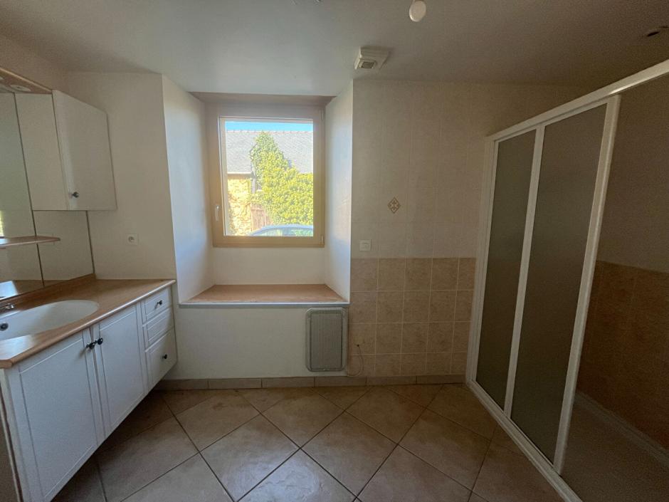 Ac3- location maison 
montfort sur meu
 1791243005