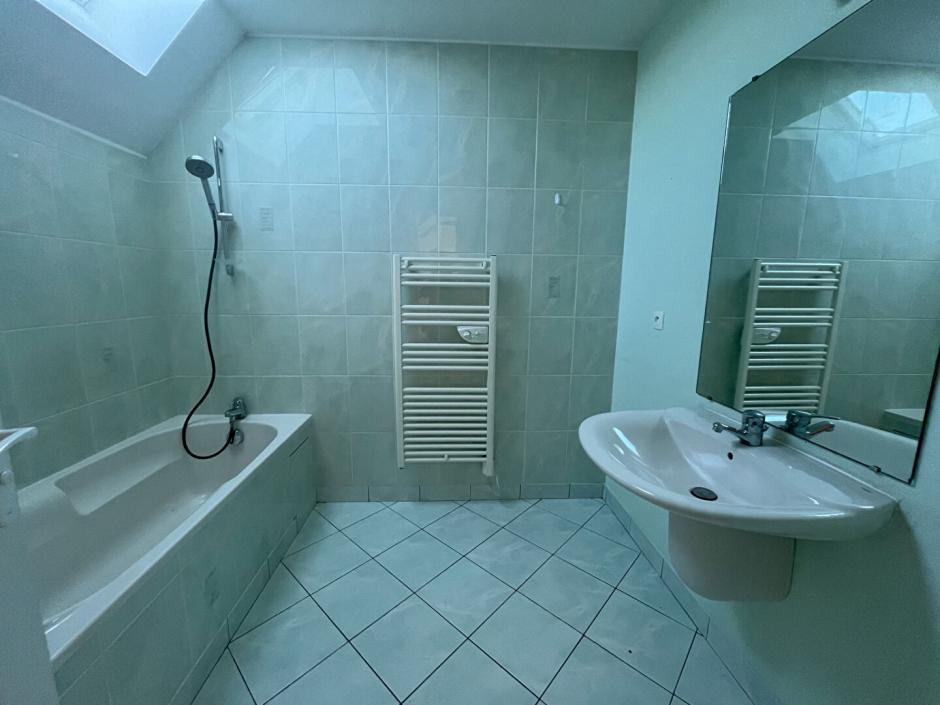 Ac3- location maison 
montfort sur meu
 1791243005