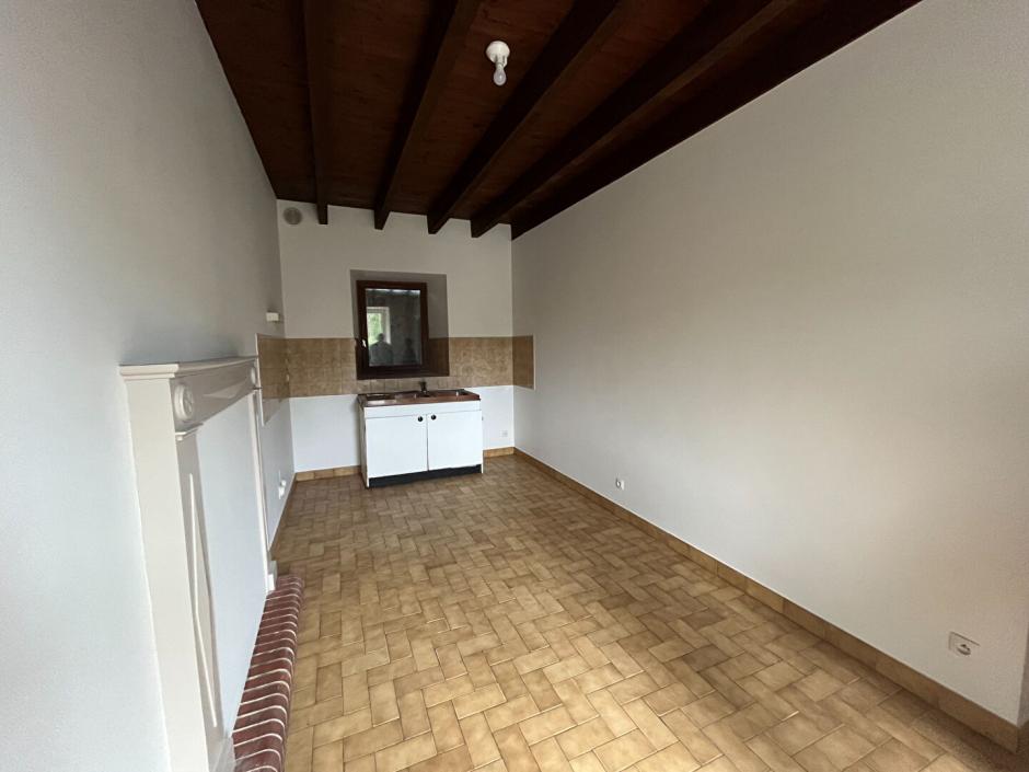 Ac3- location maison 
saint thual
 1781308797