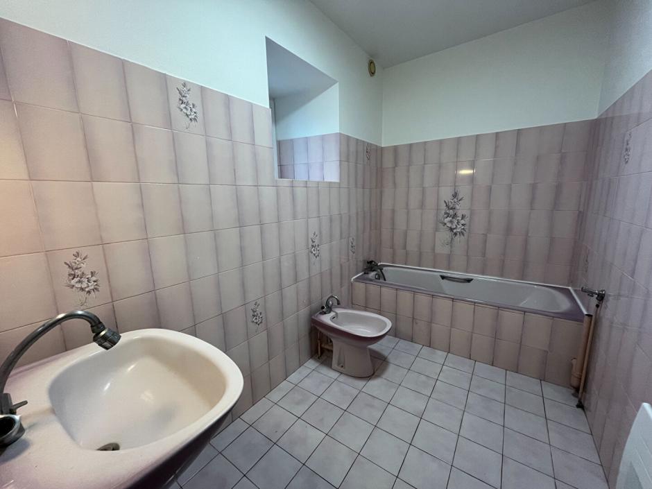 Ac3- location maison 
saint thual
 1781308797