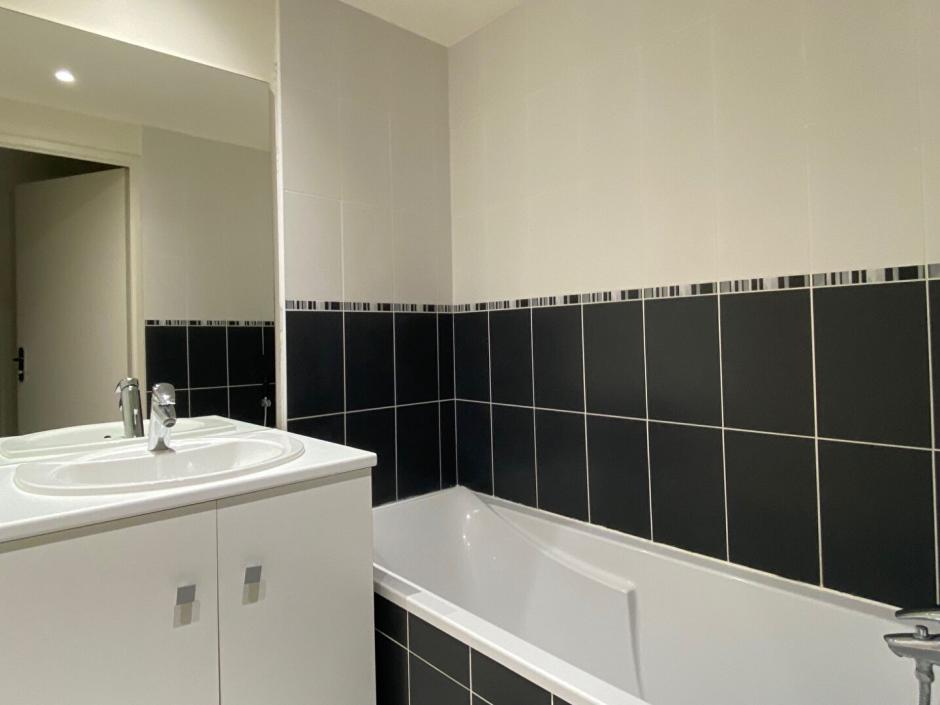 Ac3- vente appartement 
cesson sevigne
 1783726406