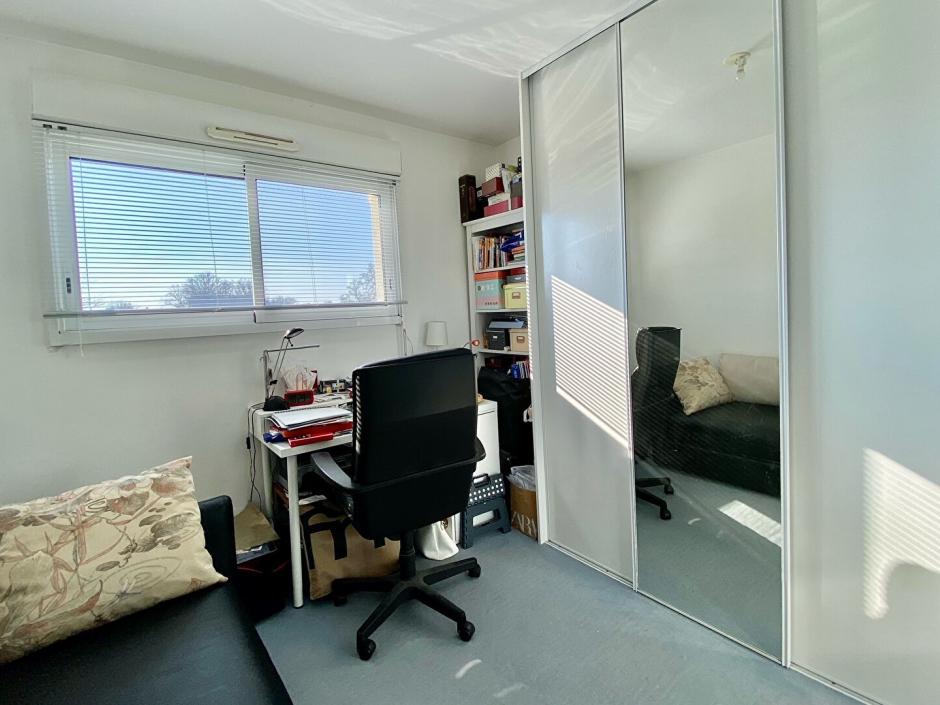 Ac3- vente appartement 
le rheu
 1746056018