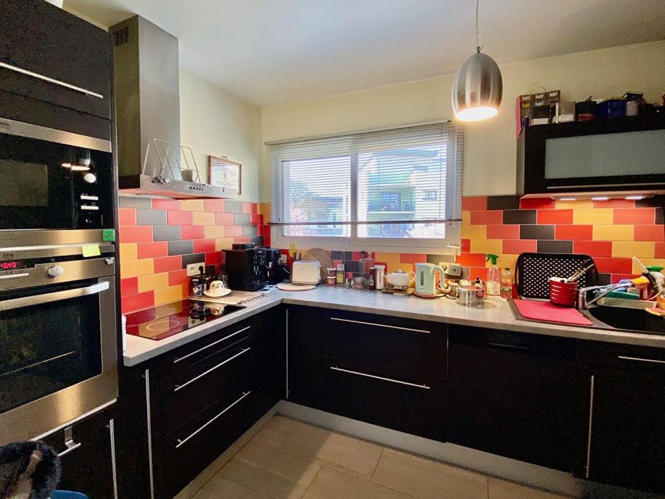 Ac3- vente appartement 
le rheu
 1775605971