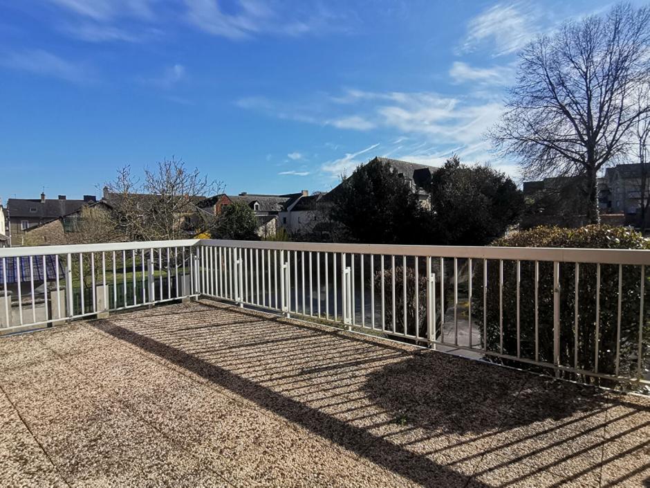 Ac3- vente appartement 
montfort sur meu
 1773449703