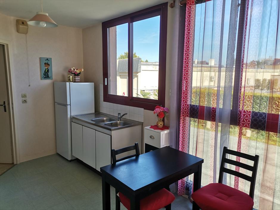 Ac3- vente appartement 
montfort sur meu
 1773449703