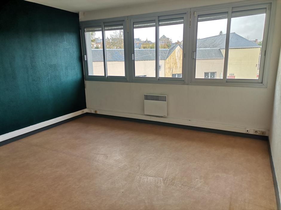 Ac3- vente appartement 
montfort sur meu
 1786868904