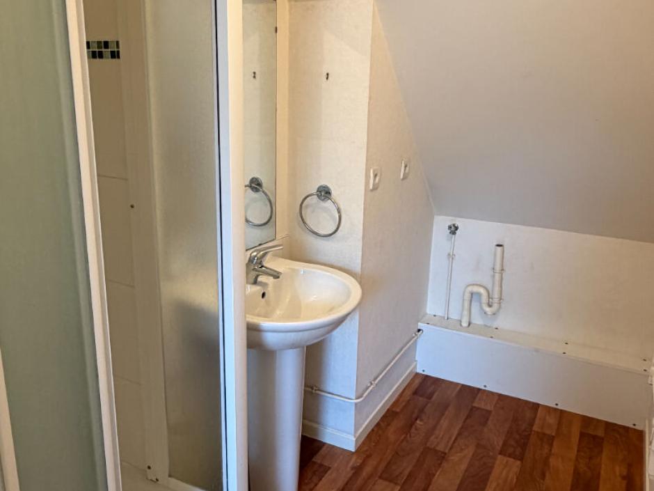 Ac3- vente appartement 
montfort sur meu
 1787095893