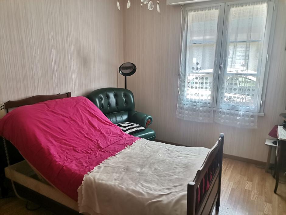 Ac3- vente appartement 
montfort sur meu
 1787095897
