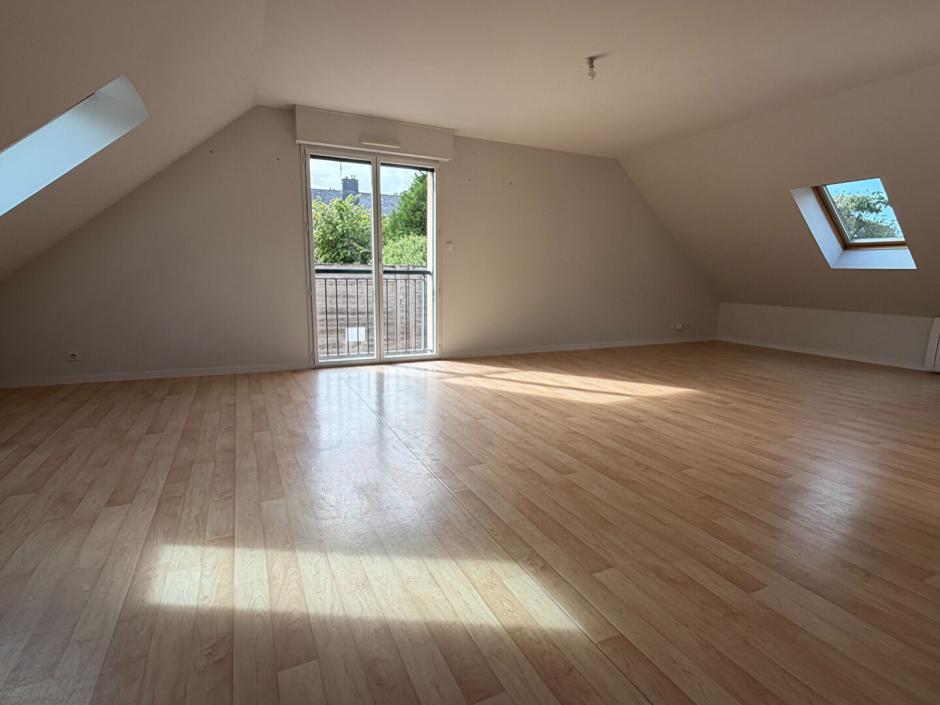 Ac3- vente appartement 
montfort sur meu
 1791588637