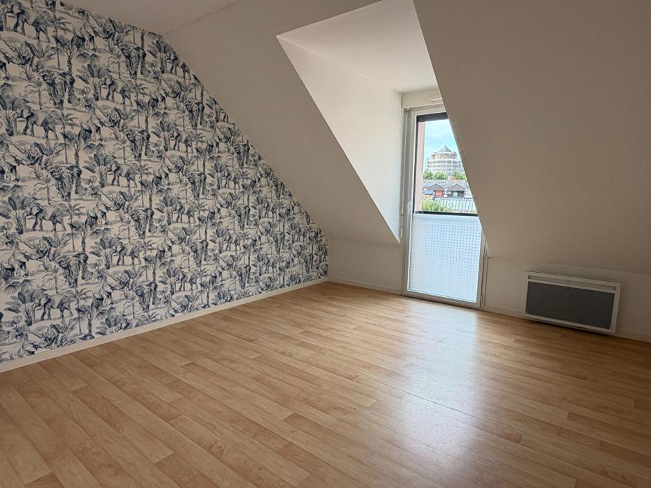 Ac3- vente appartement 
montfort sur meu
 1791588637