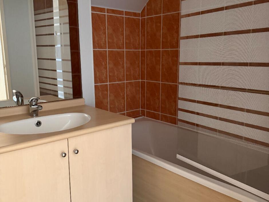 Ac3- vente appartement 
montfort sur meu
 1791588637