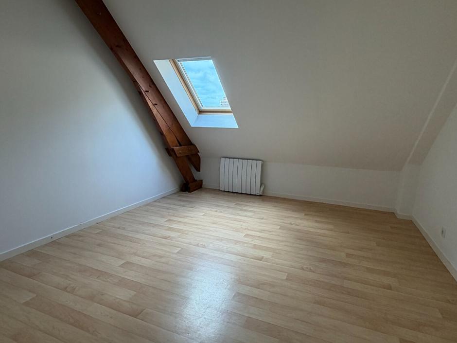Ac3- vente appartement 
montfort sur meu
 1791588637