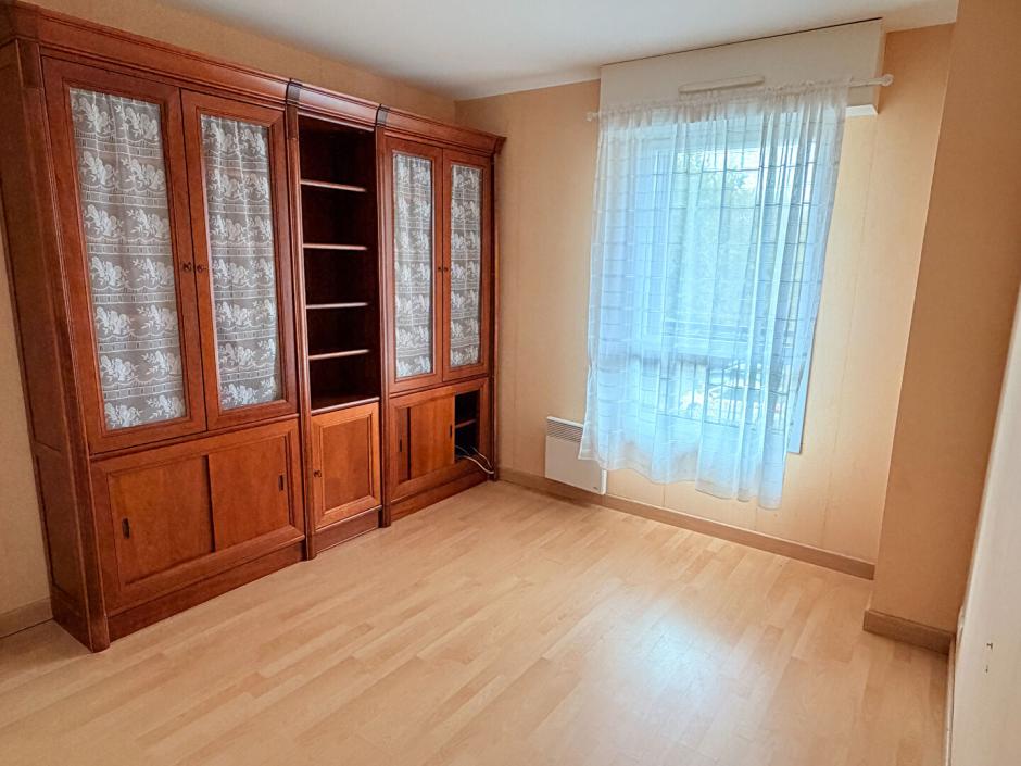 Ac3- vente appartement 
montfort sur meu
 1792452605
