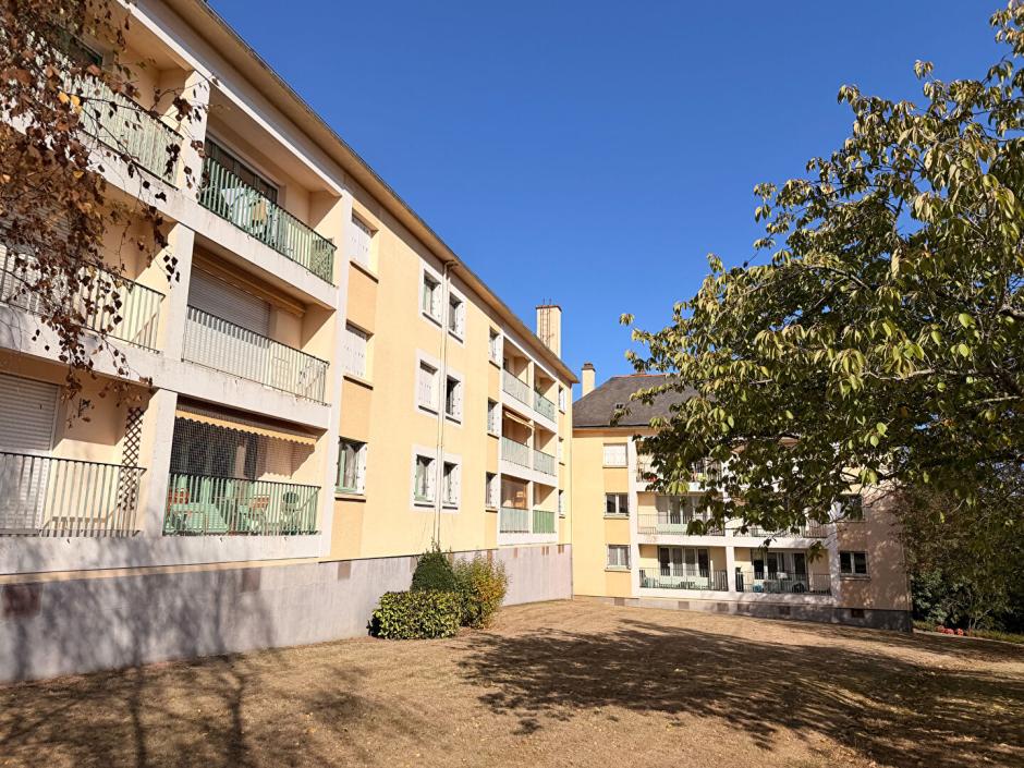 Ac3- vente appartement 
montfort sur meu
 1792711804