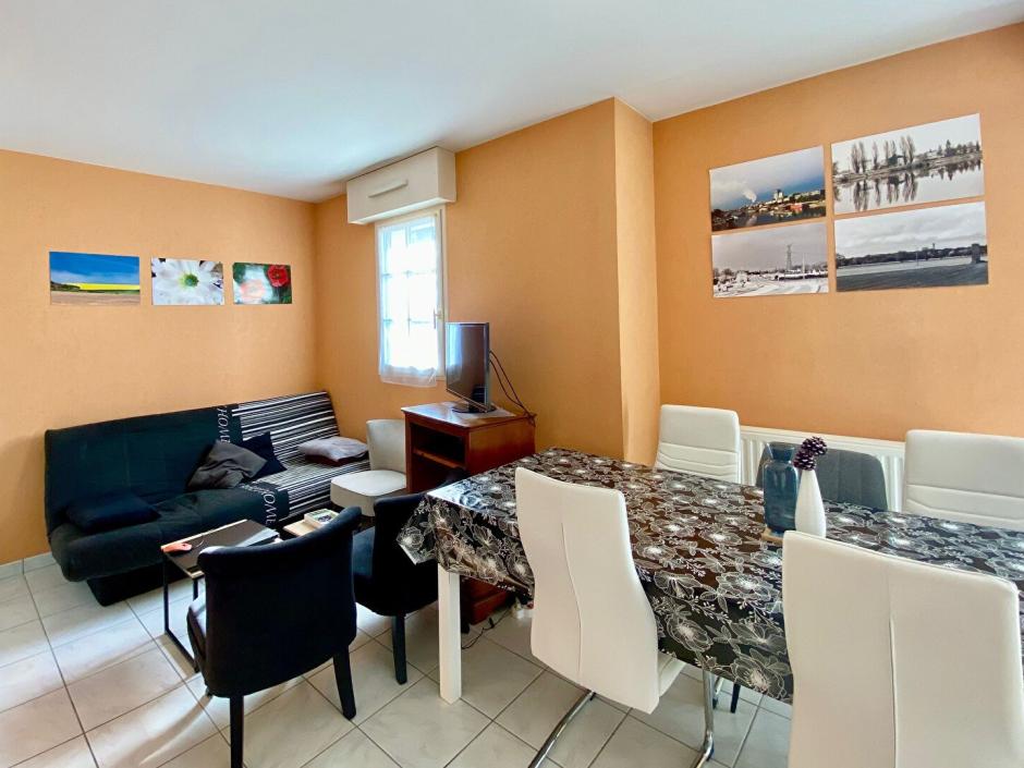 Ac3- vente appartement 
vitre
 1756857823