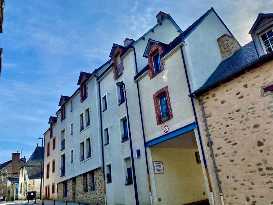 Ac3- vente appartement 
vitre
 1756857823
