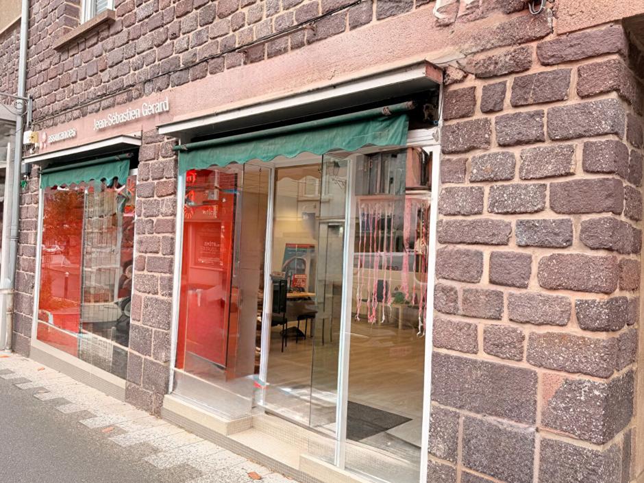 Ac3- vente local_professionnel 
montfort sur meu
 1793233804