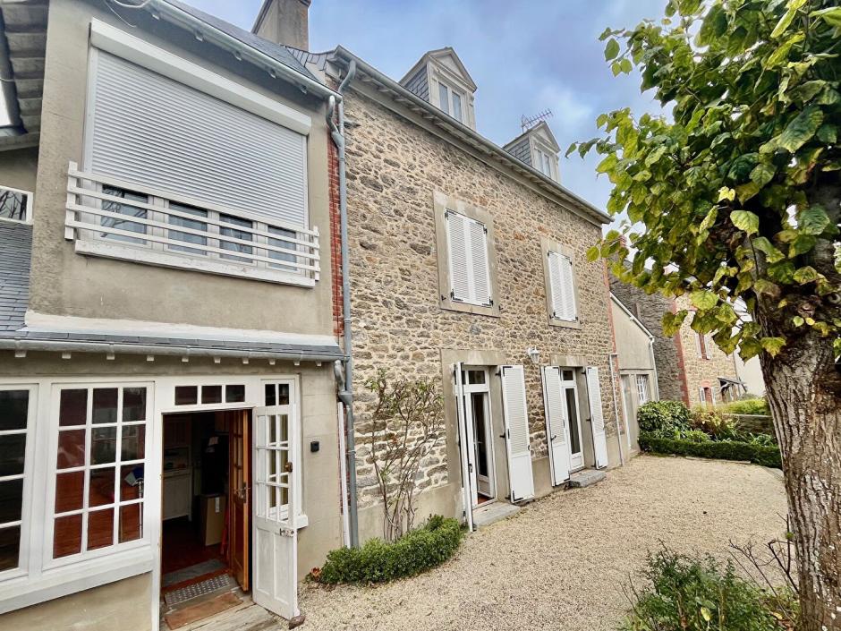 Ac3- vente maison 
dinard
 1768957150