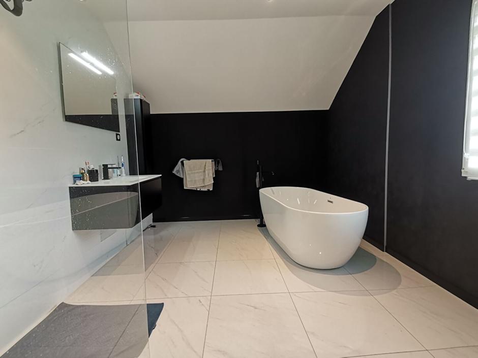 Ac3- vente maison 
montfort sur meu
 1742347047