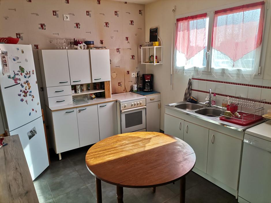 Ac3- vente maison 
montfort sur meu
 1748649616