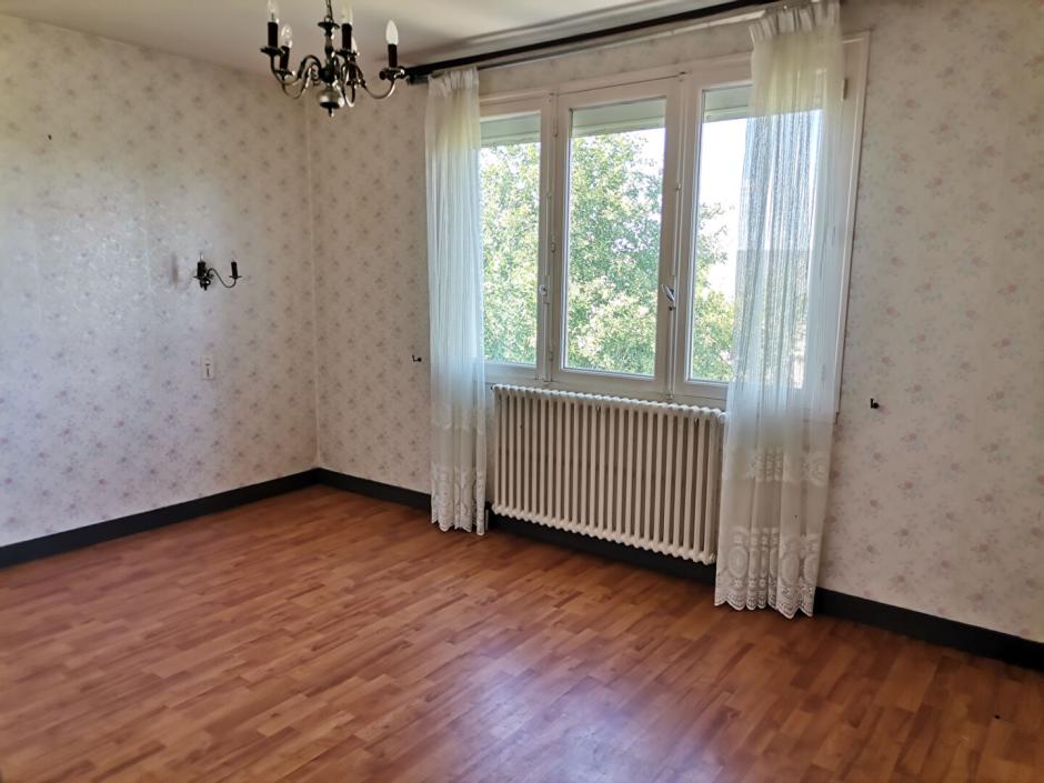 Ac3- vente maison 
montfort sur meu
 1748649624