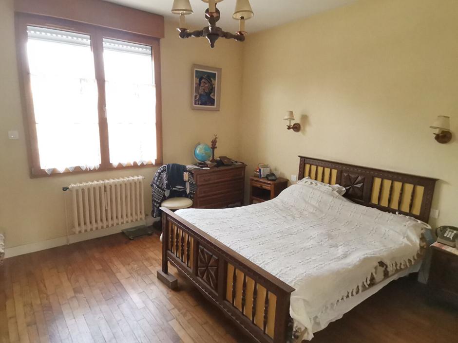 Ac3- vente maison 
montfort sur meu
 1777420521
