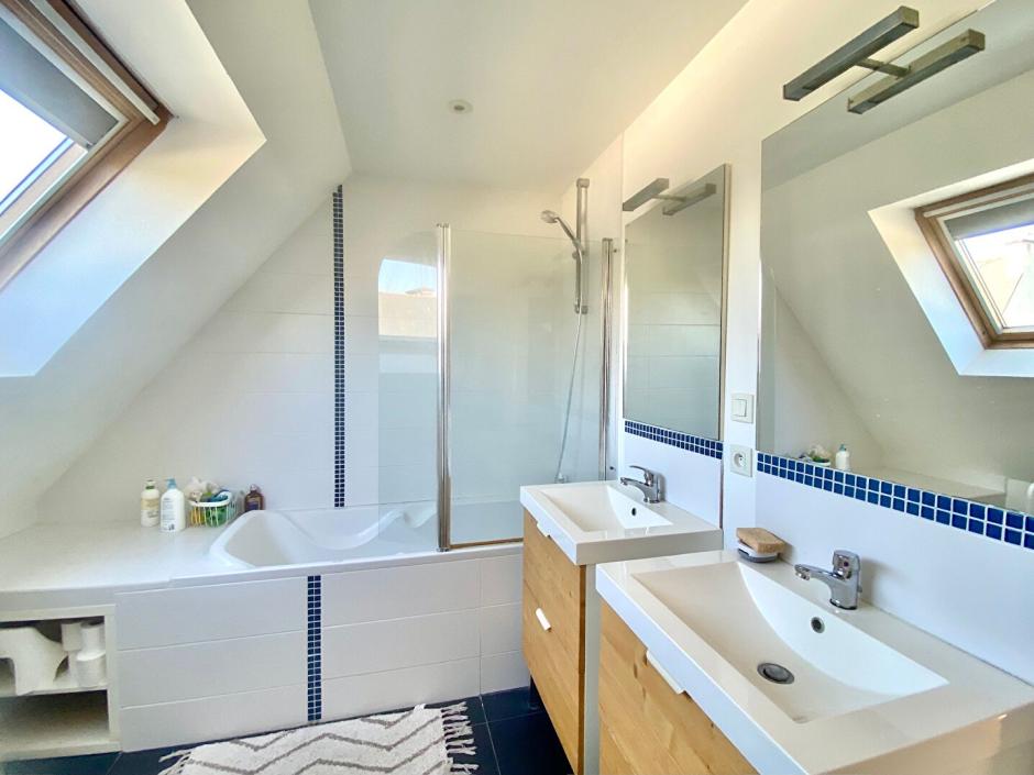 Ac3- vente maison 
rennes
 1745971692