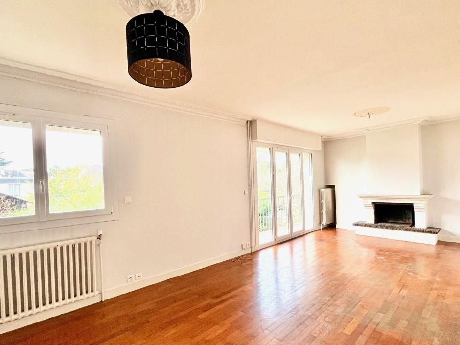 Ac3- vente maison 
saint jacques de la lande
 1765354165