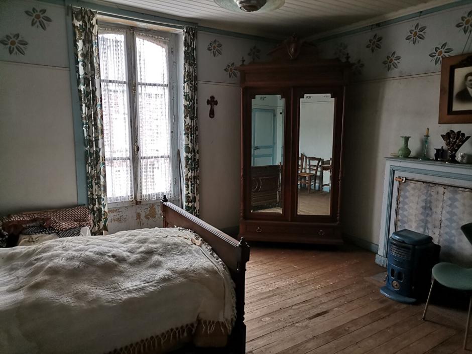 Ac3- vente maison 
st malon sur mel
 1779840077