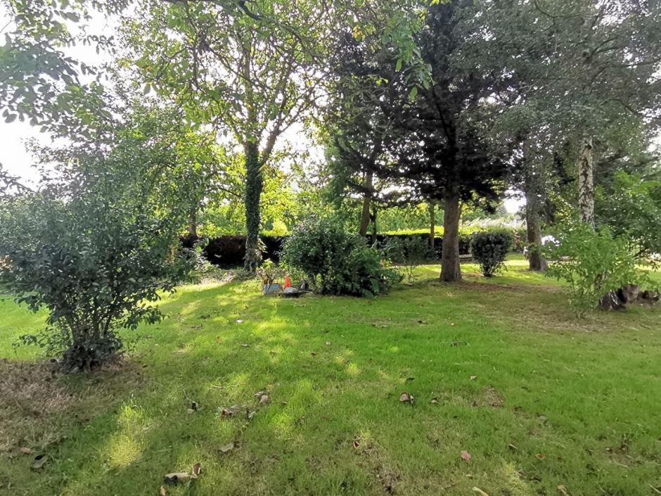 Ac3- vente terrain 
iffendic
 1765354182